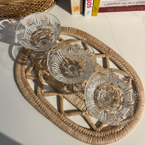 Set of 3 etched pineapple vintage coupe glasses 🍍 - Picture 3 of 7